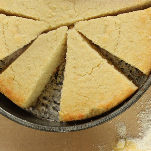 cornmeal used to make cornbread