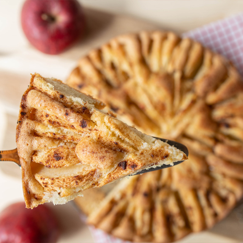 Apple Spice Snack Cake