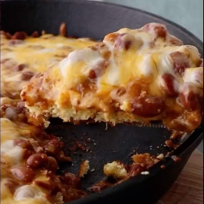 Cheesy Chili Cornbread Skillet