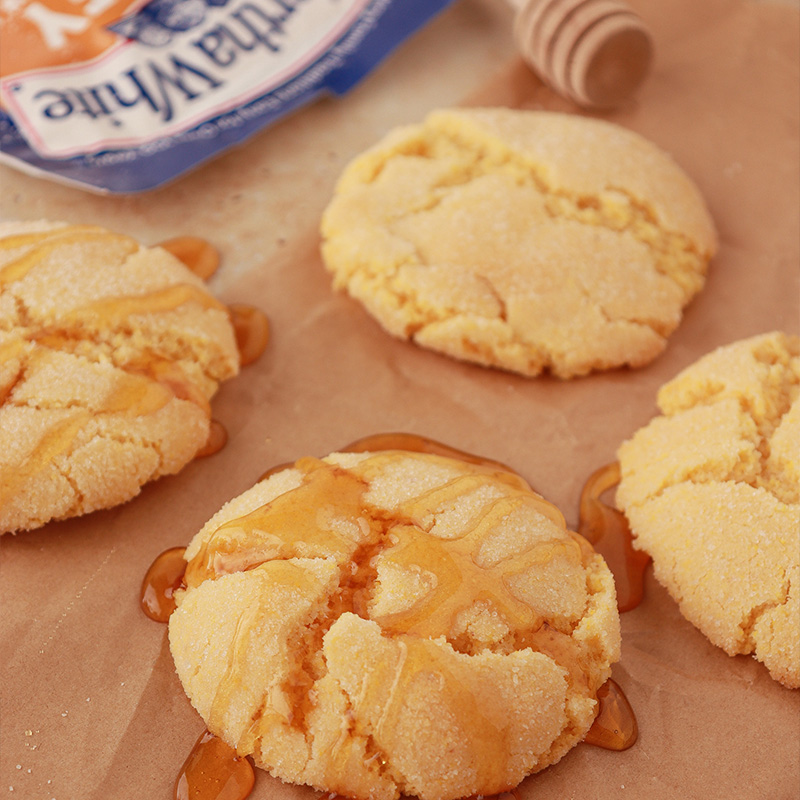 Honey Cornbread Cookies