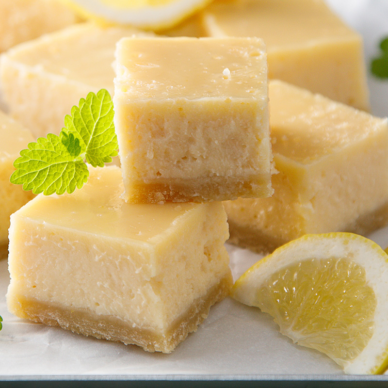 Lemon Cheesecake Bars