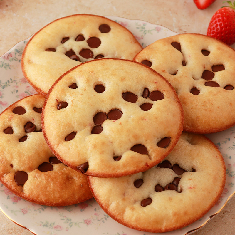 strawberry muffin tops